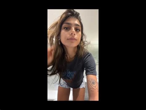 mia khalifa asshole